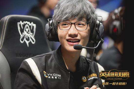 皇马死盯希腊天才！4000万要价难阻三豪门争夺战