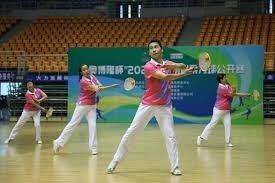 最小下注 vs 超额下注：利用赔率差诱导对手犯错（小注与超注：用赔率错位逼出对手失误）